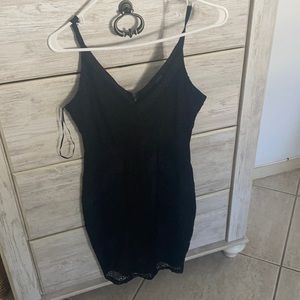 Nice women black short dress Small